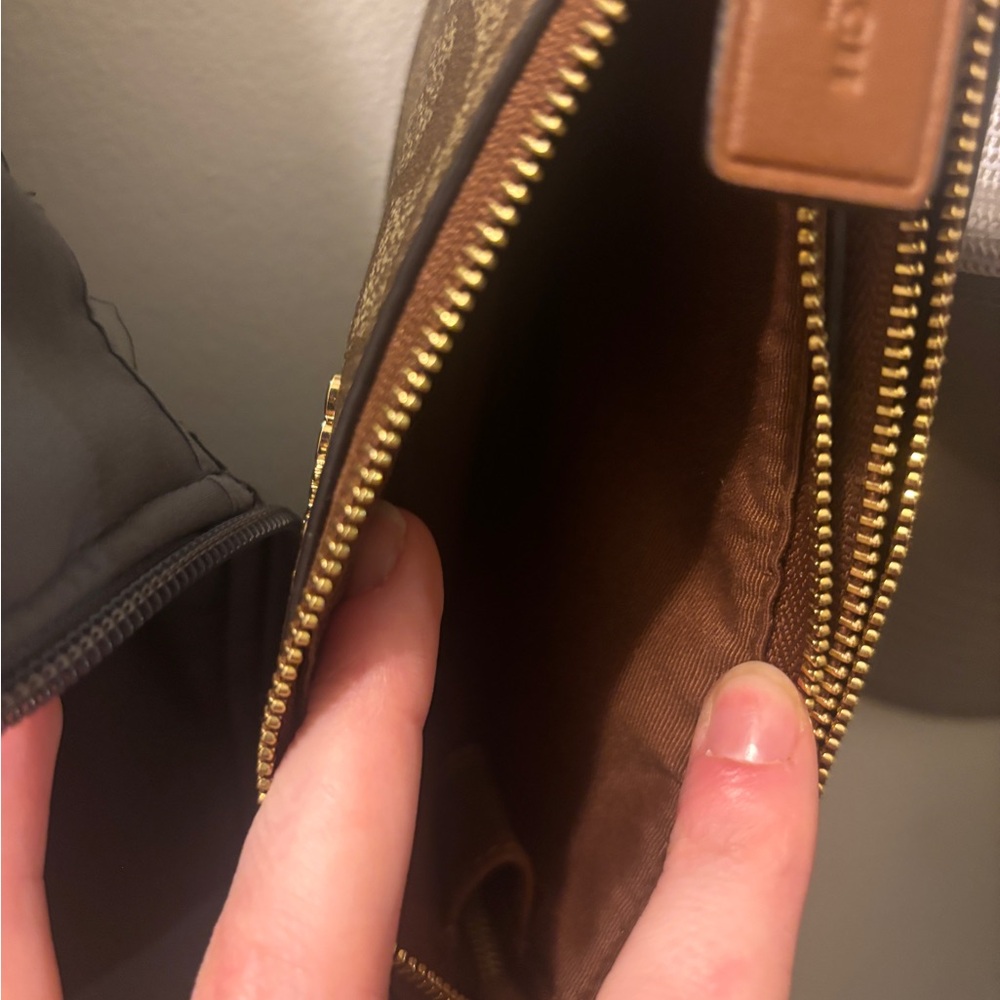 Coach Double-Zip Brown Wristlet - Picture 4 of 4
